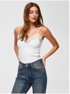 Selected Femme - Single rib lace top